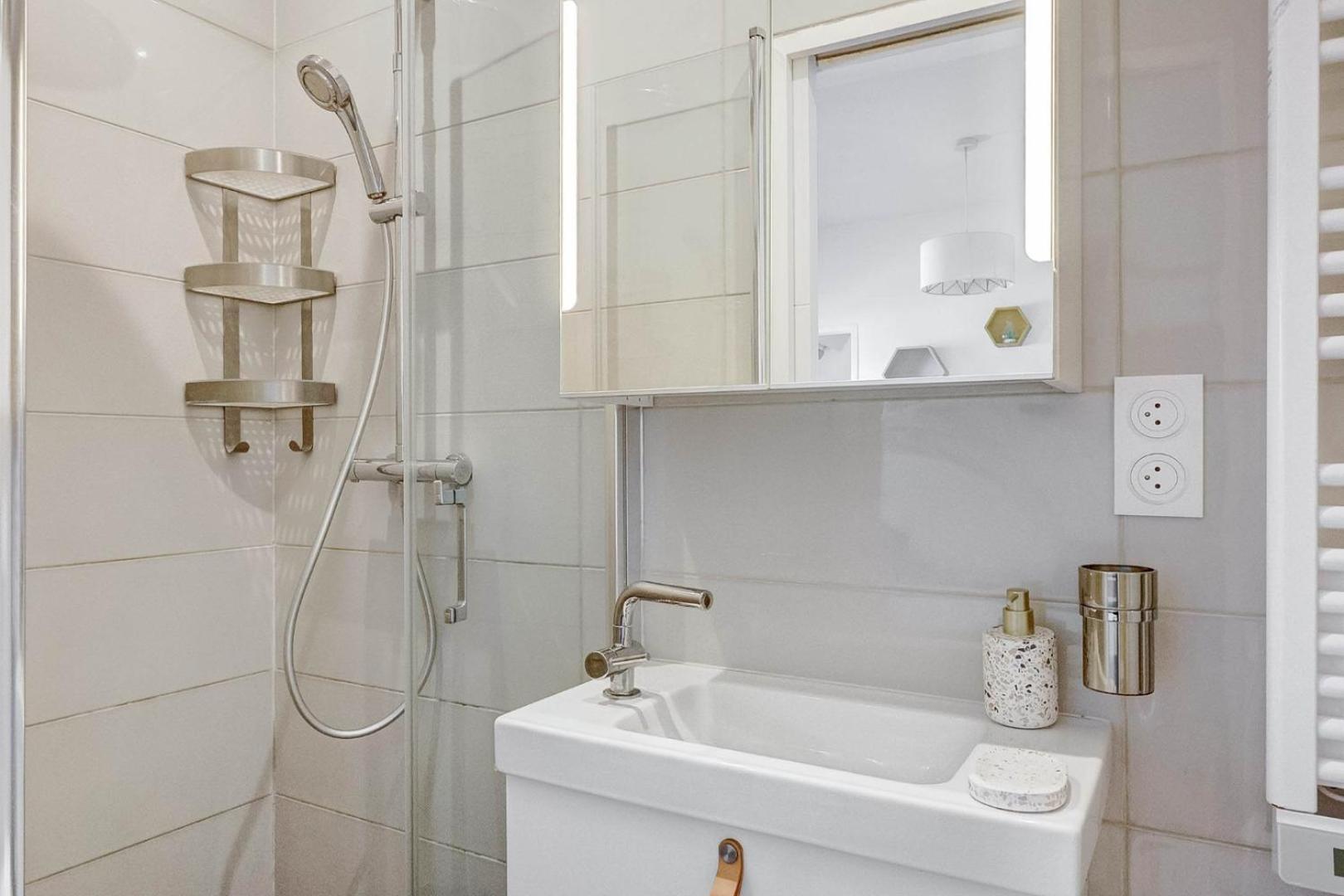 Apartment Bnbnook - Prime 1br - Arc De Triomphe & Champs *